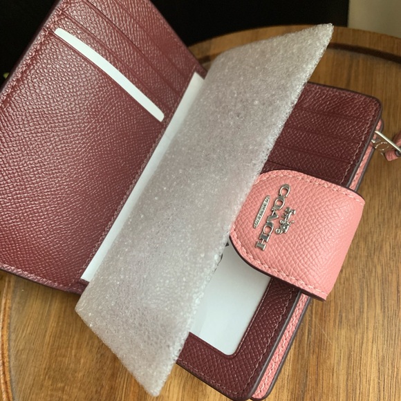 Coach Medium Corner Zip Wallet - Picture 2 of 4